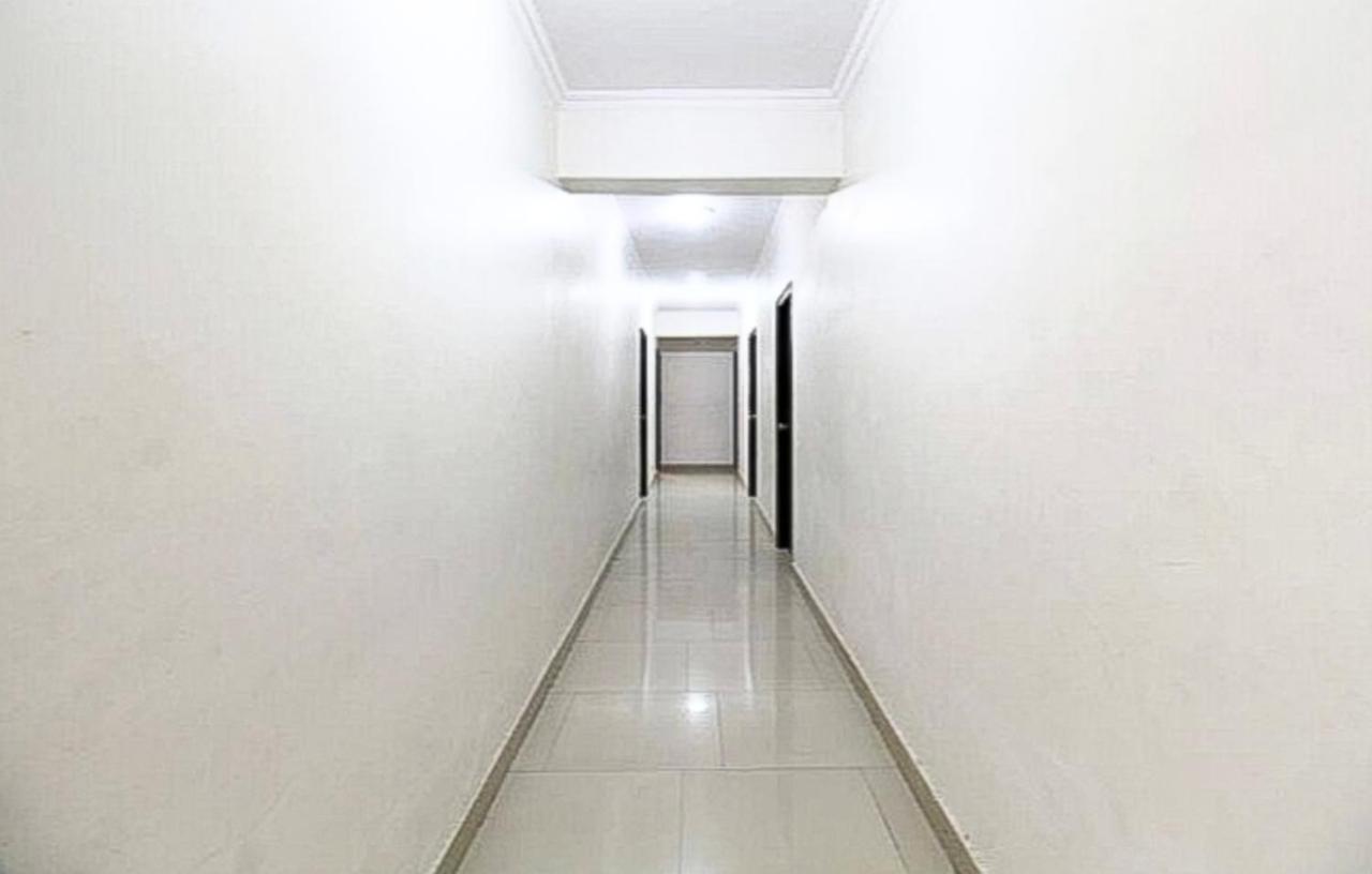 Delux Plaza By WB Inn Agra  Exterior foto